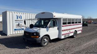 2007 GMC Savana 3500 18-Passenger Bus