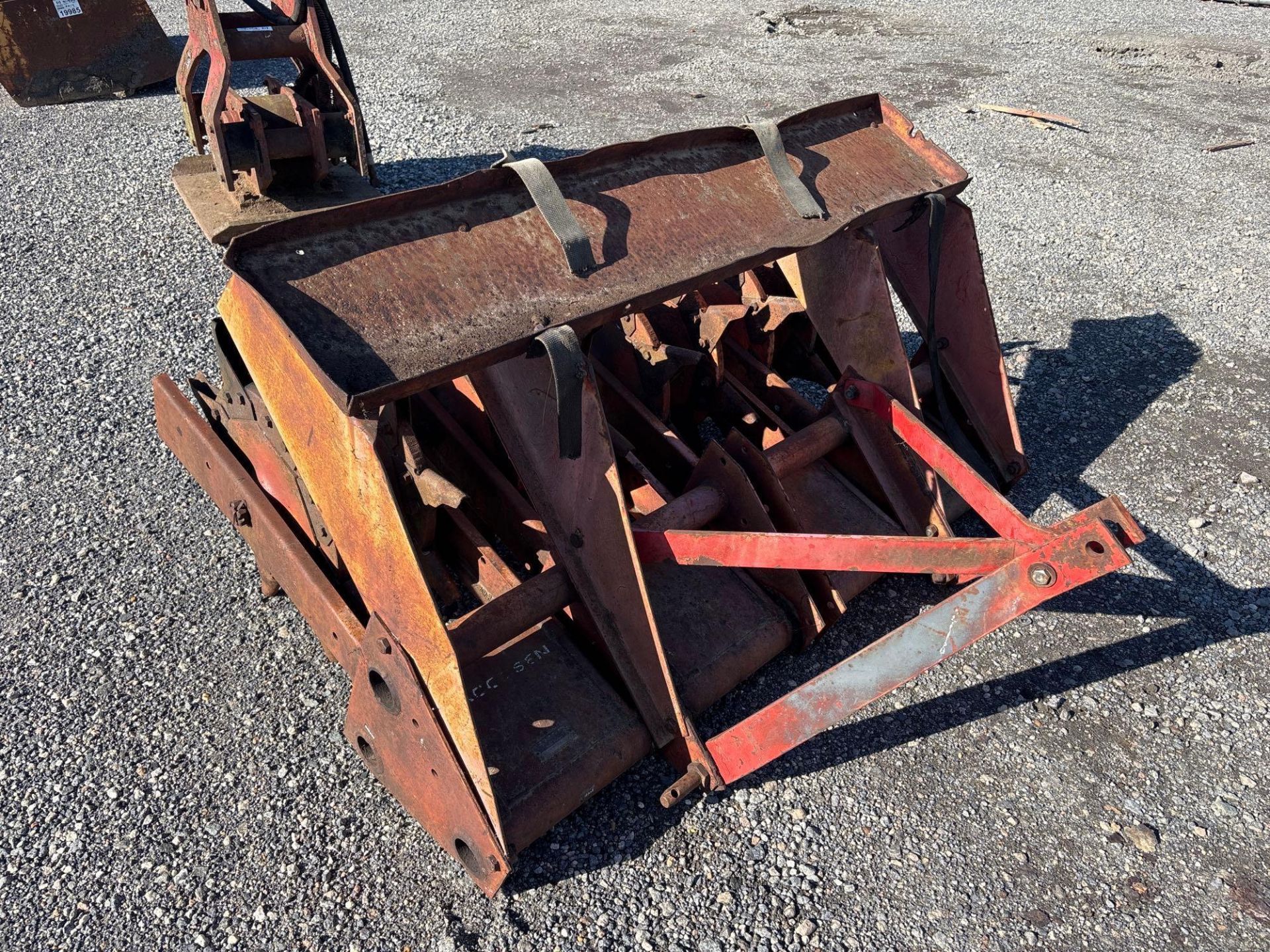Jacobsen 52 Tow Behind Tractor Aerator - Image 4 of 9