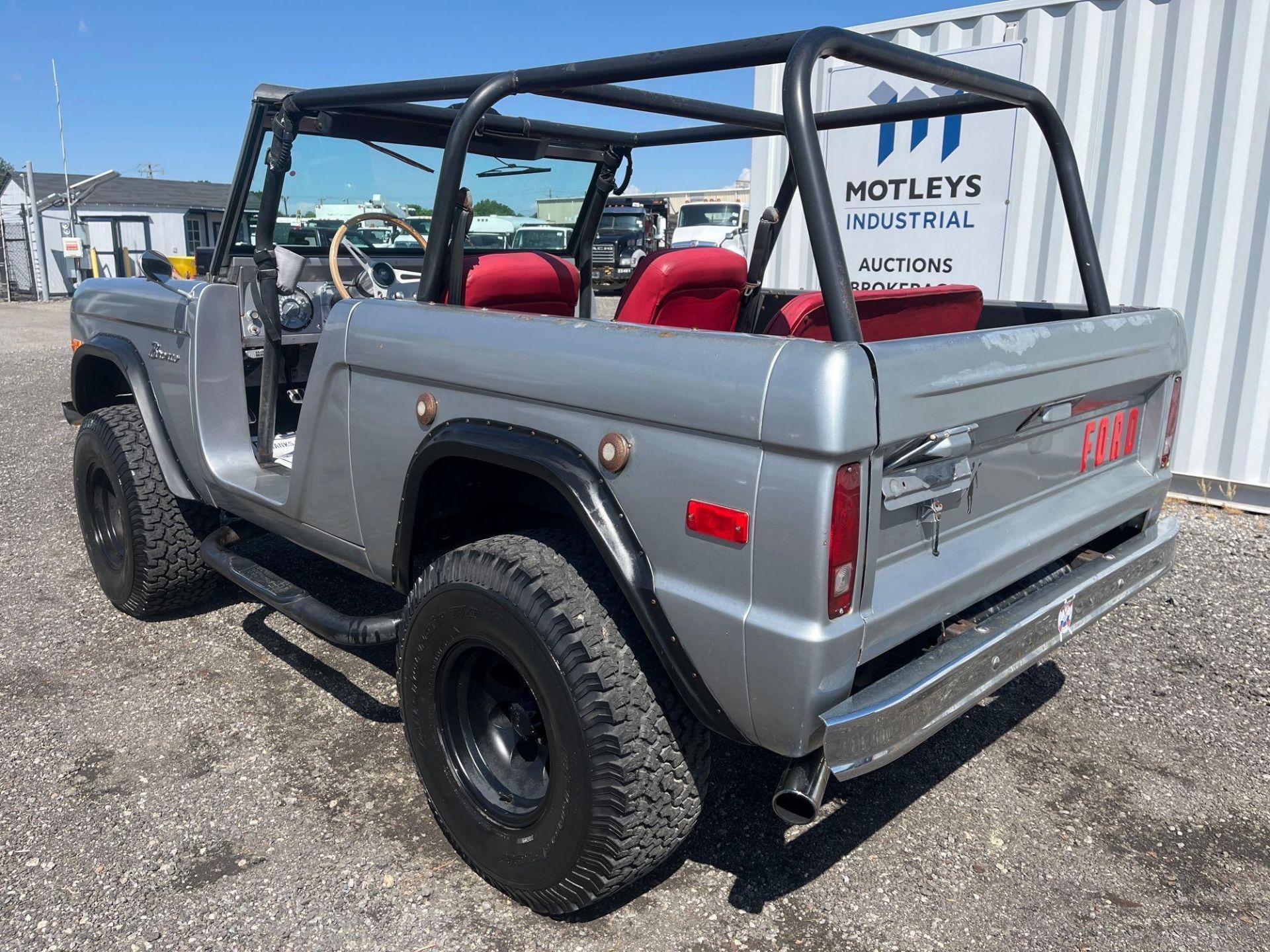 1972 Ford Bronco Sport Utility 4x4 SUV - Image 2 of 41
