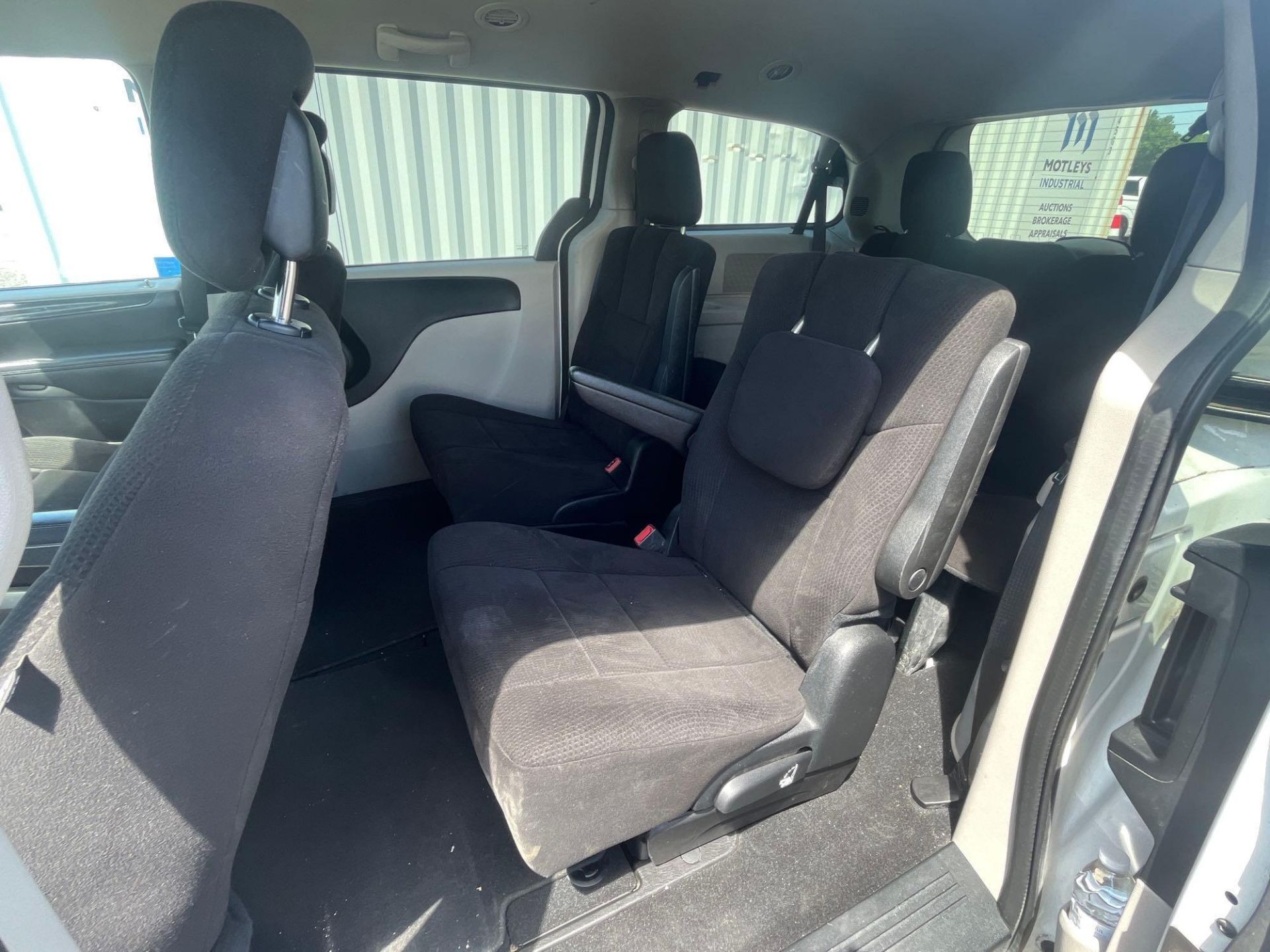 2012 Dodge Grand Caravan Minivan - Image 10 of 20