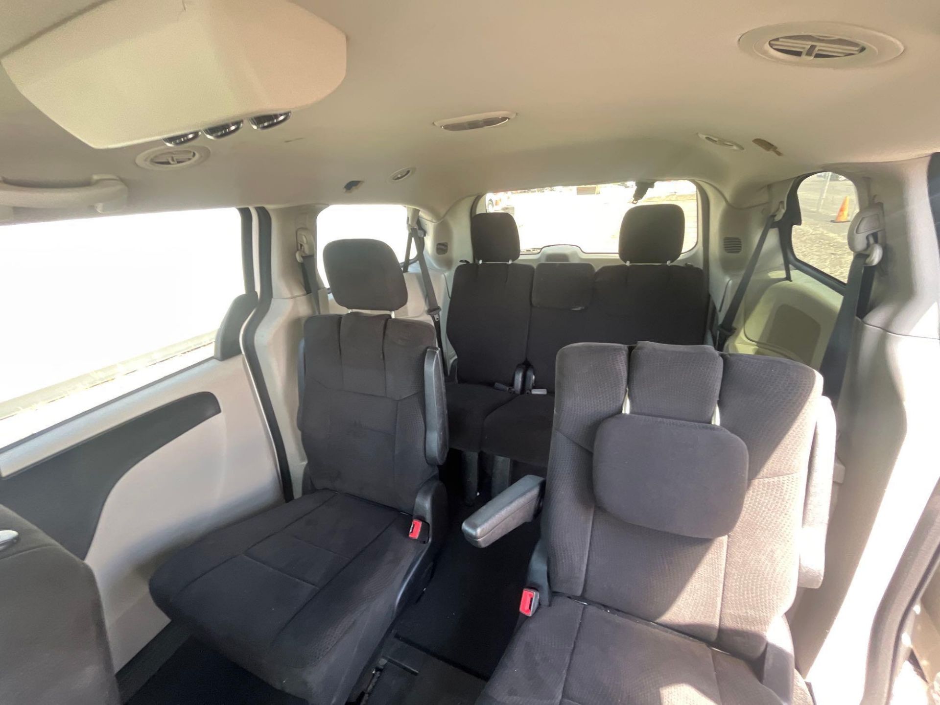 2012 Dodge Grand Caravan Minivan - Image 11 of 20