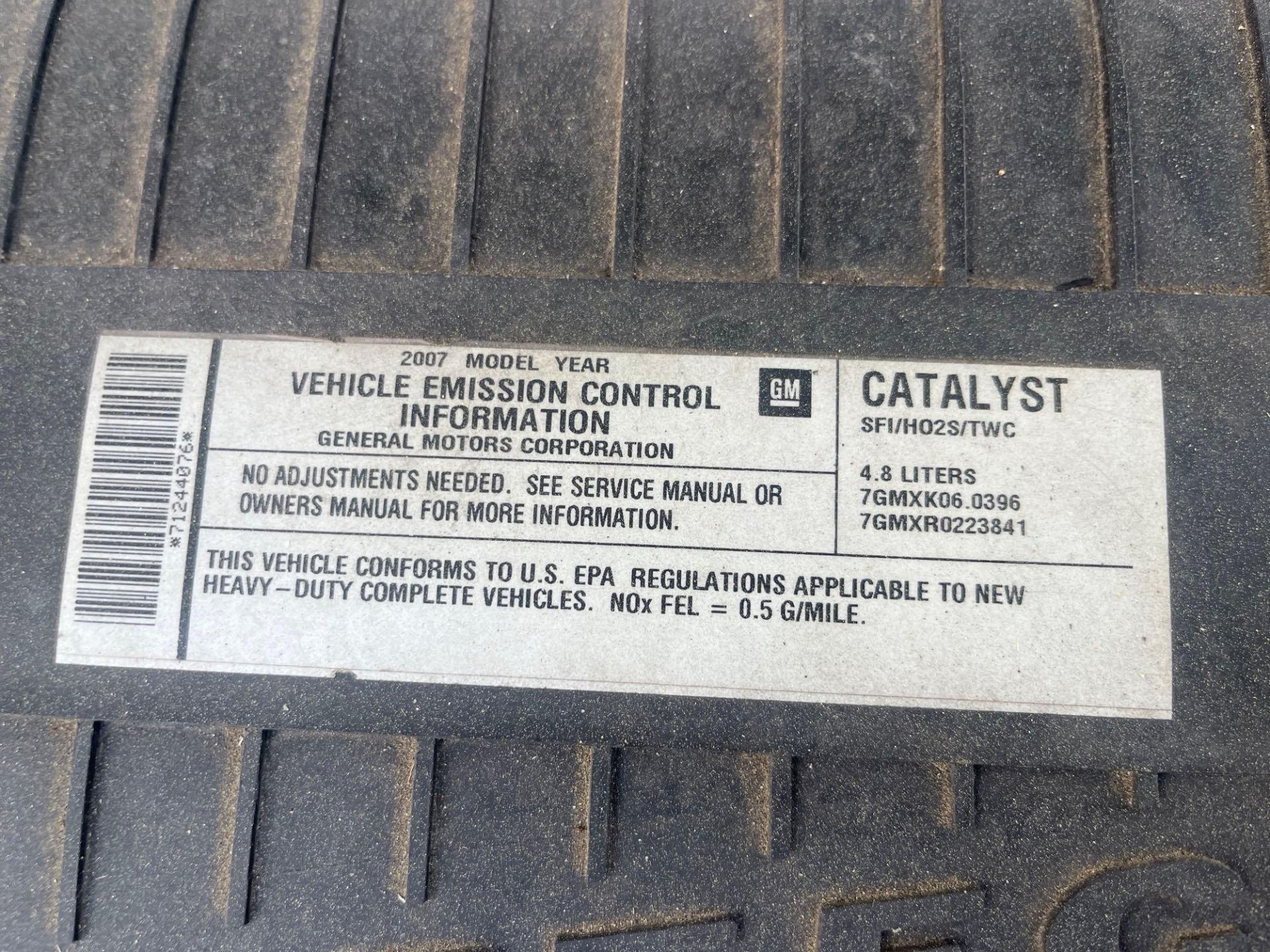 2009 Chevrolet Express 3500 12' Box Truck - Image 15 of 21