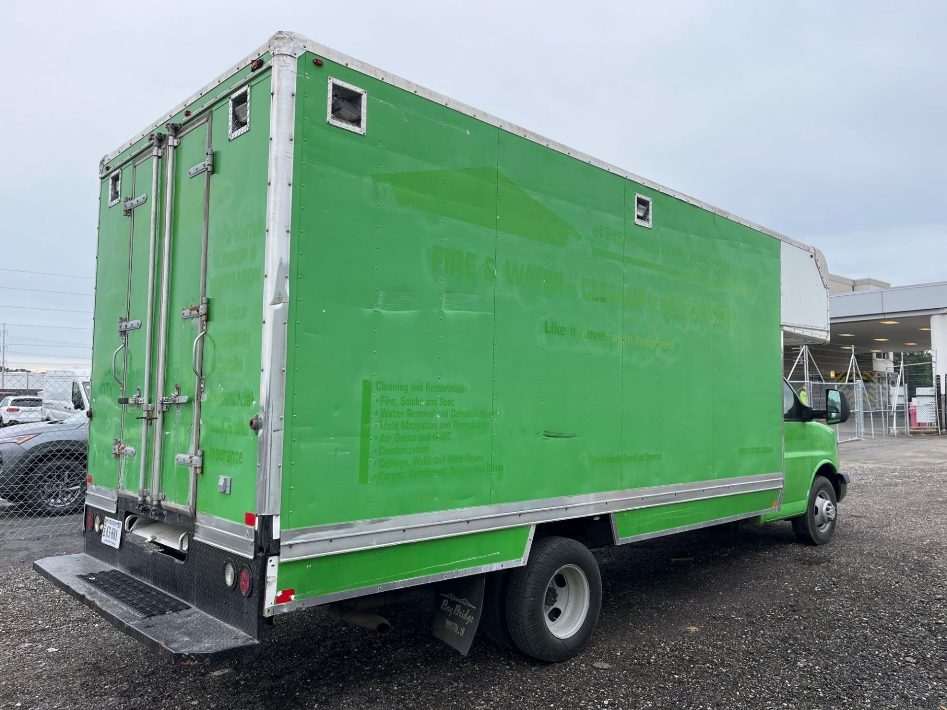 2015 Chevrolet 4500 16' S/A Box Truck - Image 5 of 20