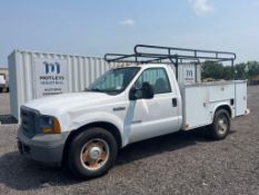 2005 Ford F350 XL Super Duty Utility Truck