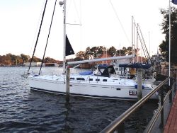 2009 Hunter 49 Aft Cockpit Sloop Sailboat Auction