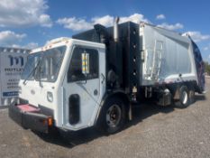 2013 Crane Carrier Low Entry LET2-26 Packer T/A Trash Truck