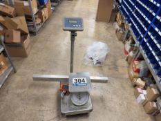 Industrial Weighing Scale Lot: Platform Scale, Accu-Weigh Dial Scale, Crane Scale