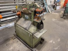 Piranha Ironworker Machine