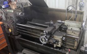 Victor 1640B Engine Lathe