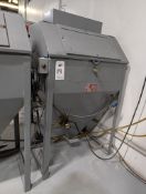 TRINCO SAND BLAST CABINET MODEL 30, S/N 52824-0