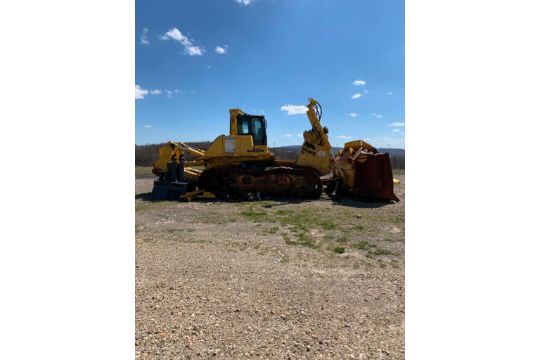 Komatsu D475A Crawler Dozer, 240