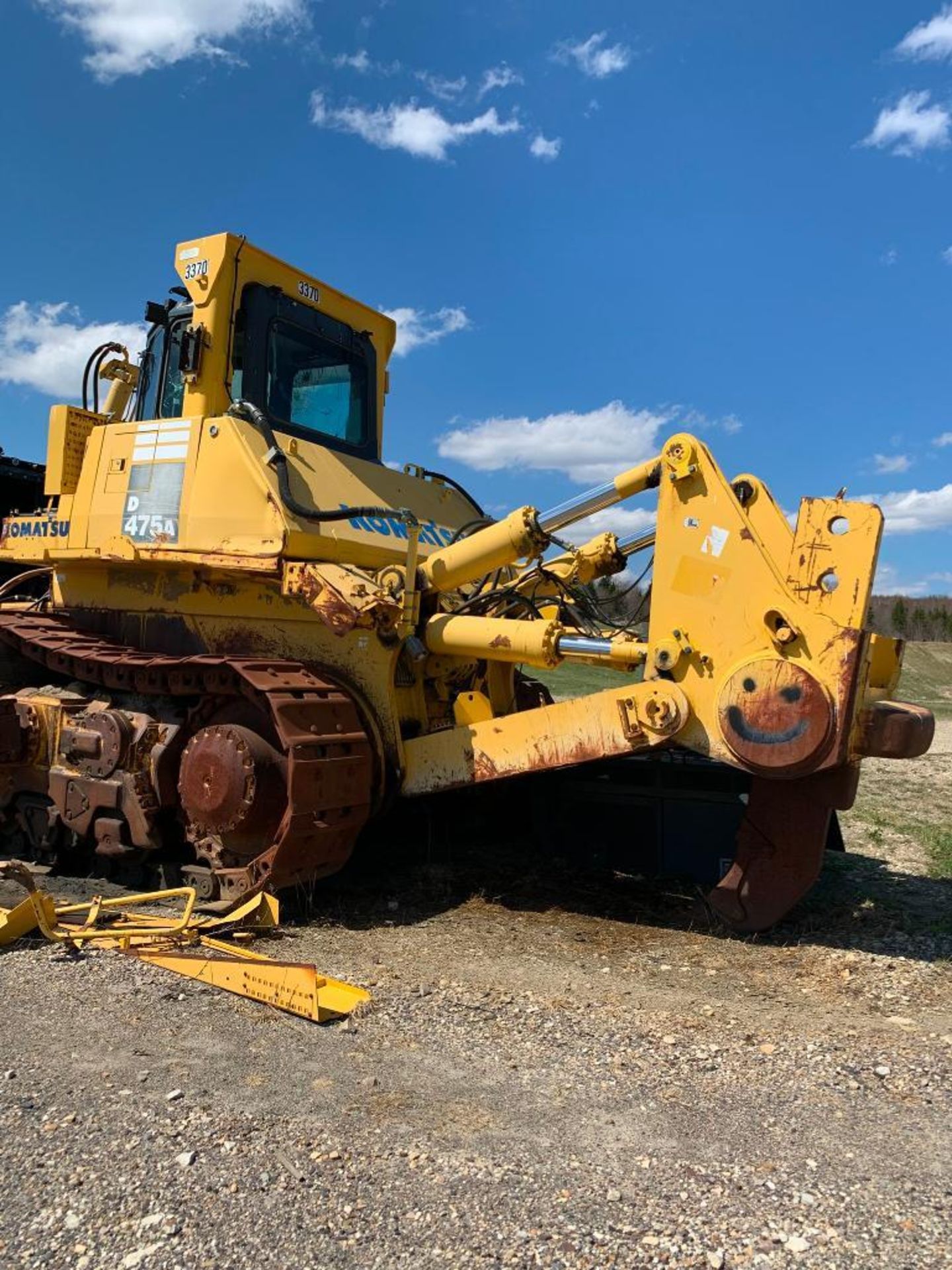 Komatsu D475A Crawler Dozer, 240