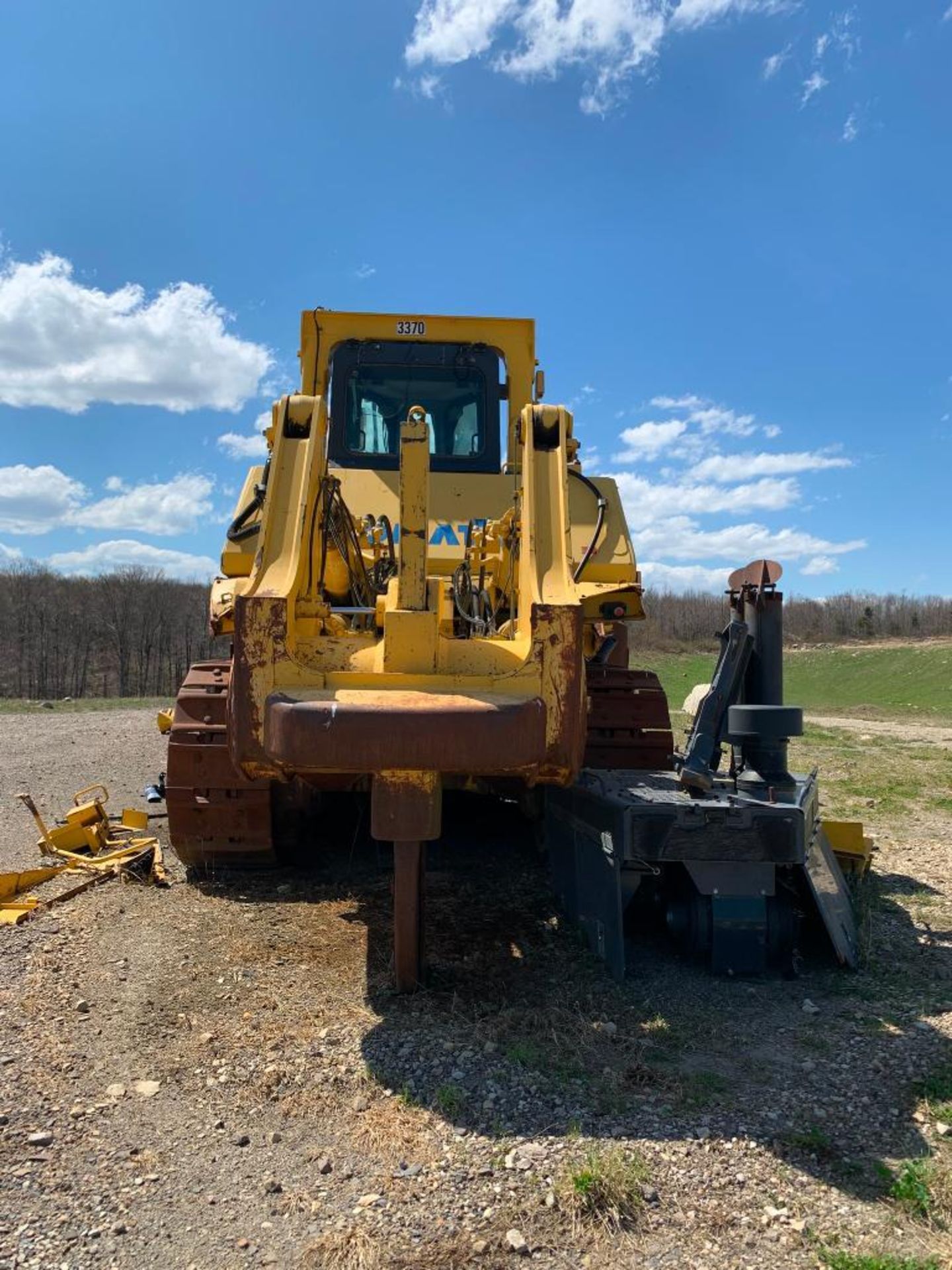 Komatsu D475A Crawler Dozer, 240