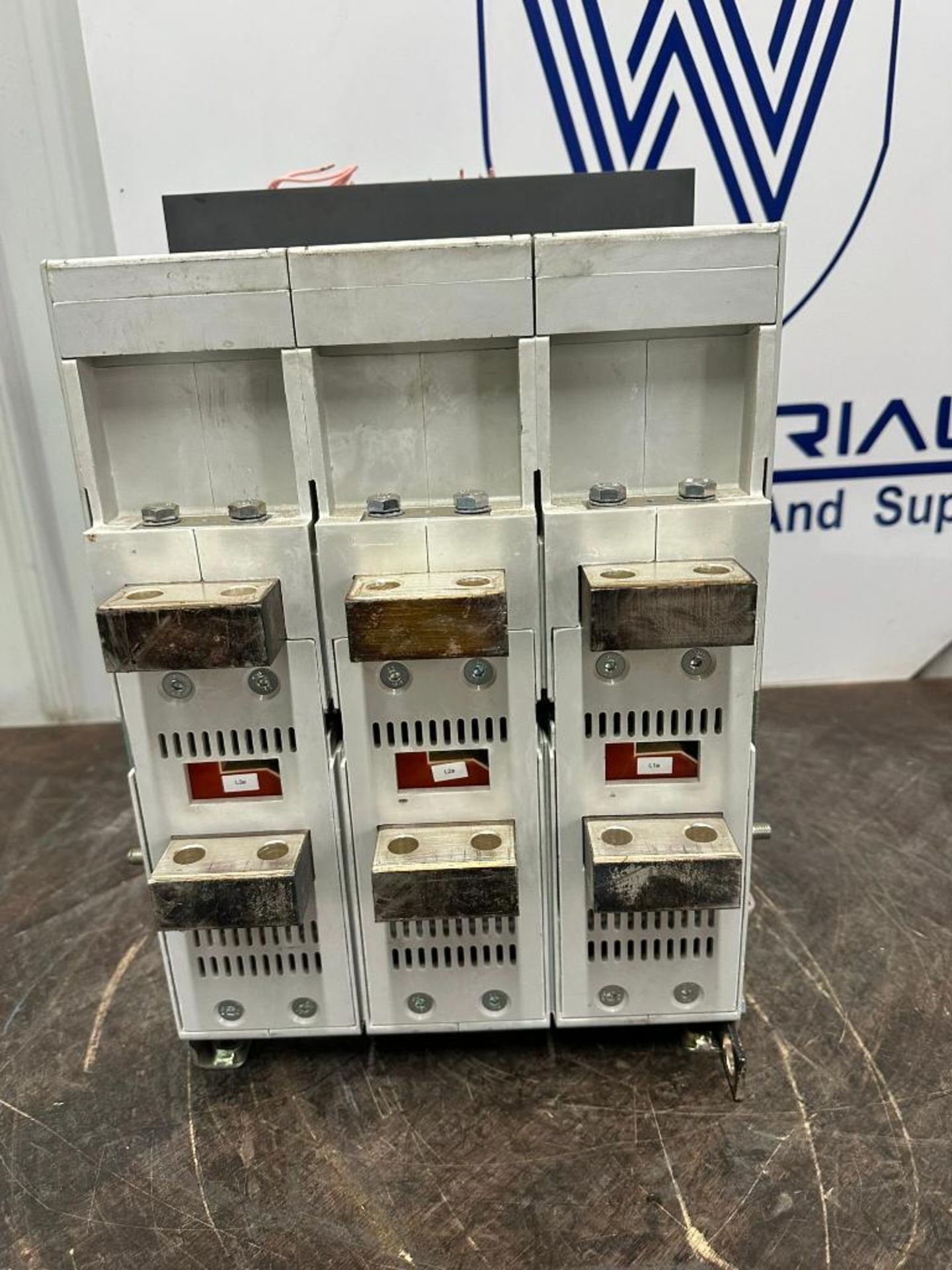 Pr122 R561 (PNF) ABB Sace Emax 2000 Amp Circuit Breaker, SACE PR122/P-LSIG, 3-Pole