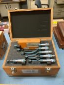 Mitutoyo Outside Micrometer Set w/ Standards, Range 0-1", 5"-6"