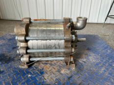 (JB) Stainless Vacuum Pump, Ports 2", No Tag