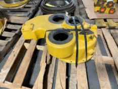 Cat Cover Caterpillar Part, Model 8P8550, Fits Wheel Tractor-Scraper: 611 615 615C 615C II, Fits Eng