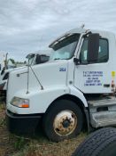 2007 Volvo daycab tractor, #351, model VE D12, 435-hp, Eaton-Fuller 10-speed manual transmission, T/