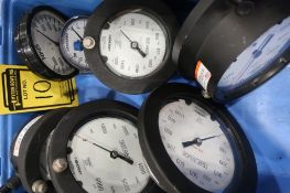Lot of seven assorted pressure/test gauges in mixed sizes and pressure ranges