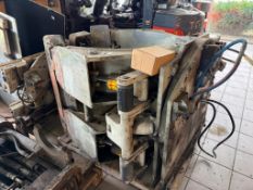 Cascade 9,000-Lb. Capacity Paper Roll Clamp