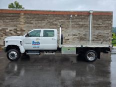 2024 Chevrolet 5500 HD Silverado Dually Flat Bed Truck, Crew Cab, 4WD, vin 1HTKJPVKXRH669998, Knaphe