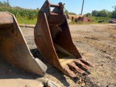 Eaco 21" Excavator Bucket From Cat EL240