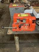 Bench-type Key Cutting Machine