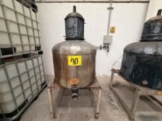 Handcrafted Electric Jacketed Copper Still, with capacity of 350 liters / Alambique Eléctrico ar
