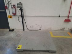 TORREY Scale, Model PLP 2500/5000, with a capacity of 2,500 kg and a non-slip base measuring 1.50 x