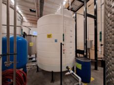 TECNOTANQUES Plastic water tank with a capacity of 10,000 liters, a diameter of 2.40 meters, and a