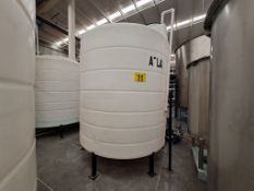 TECNOTANQUES Plastic water tank with a capacity of 10,000 liters, a diameter of 2.40 meters, and a