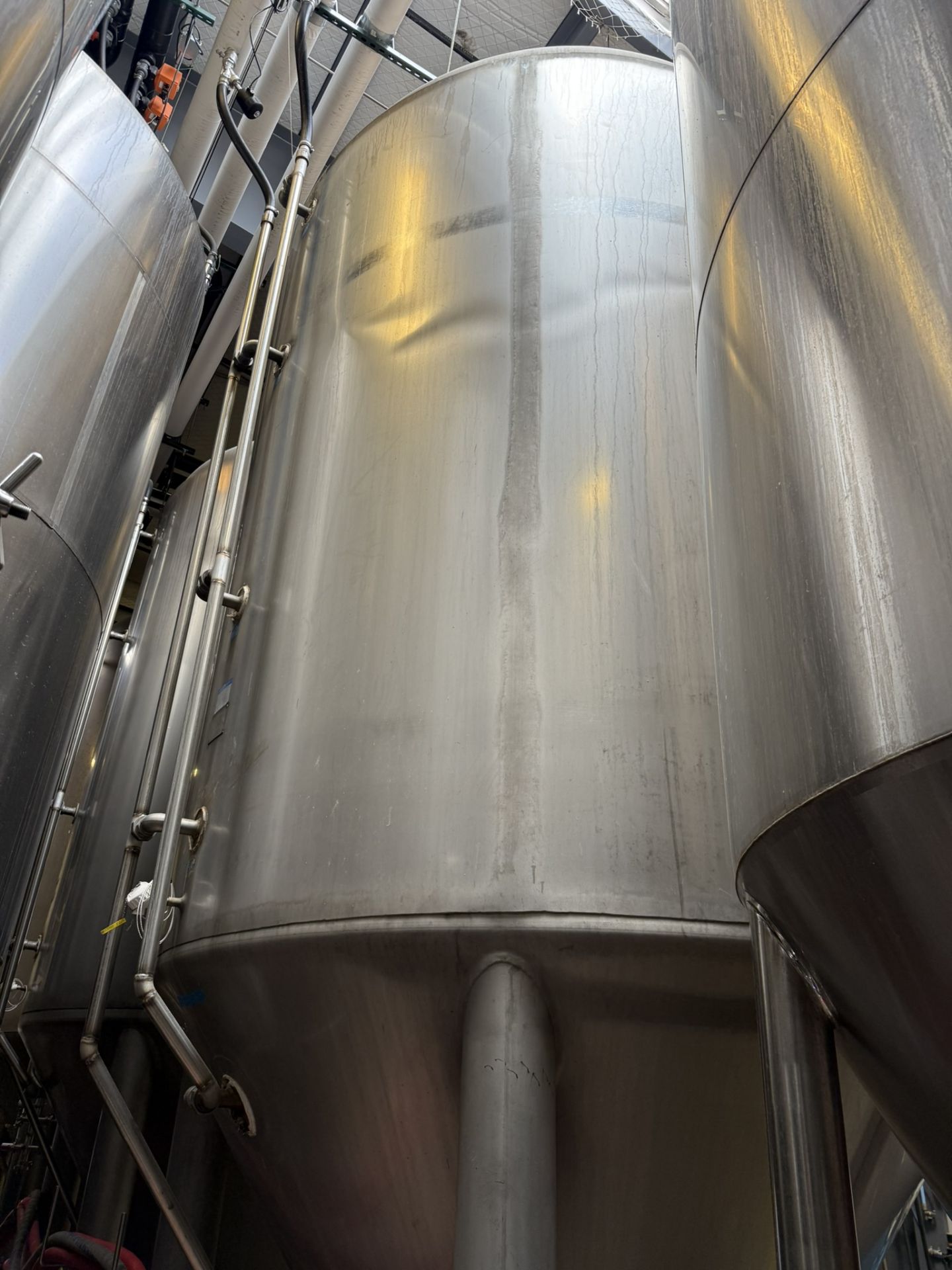 Mueller 240 BBL (7,500 Gal Gross) Stainless Steel Fermenter | Rig Fee $3750 - Image 4 of 8
