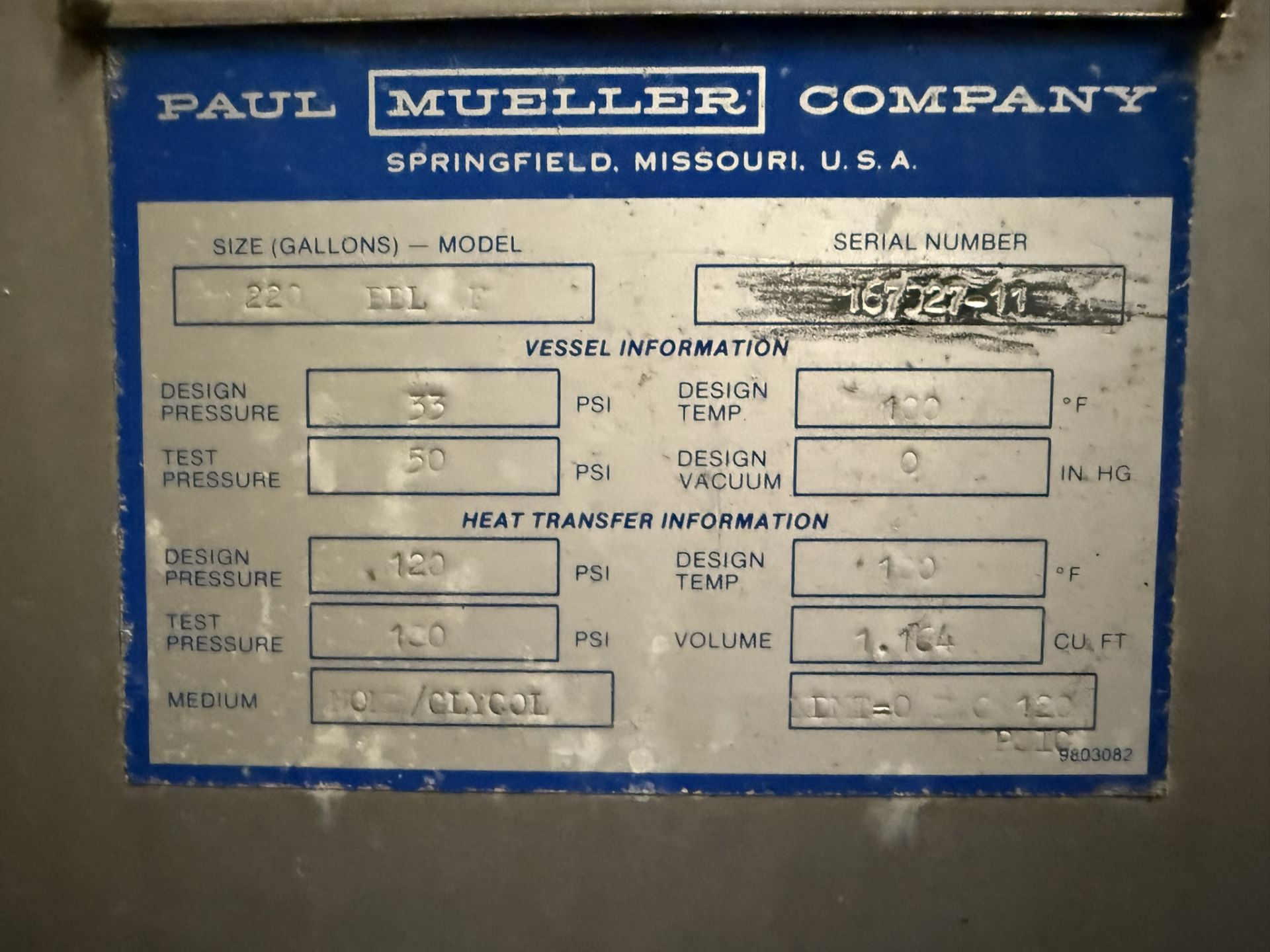 Mueller 220 BBL Stainless Steel Brite Tank (7,800 Gal), Glycol Jacketed, Dish Botto | Rig Fee $3500 - Image 6 of 7