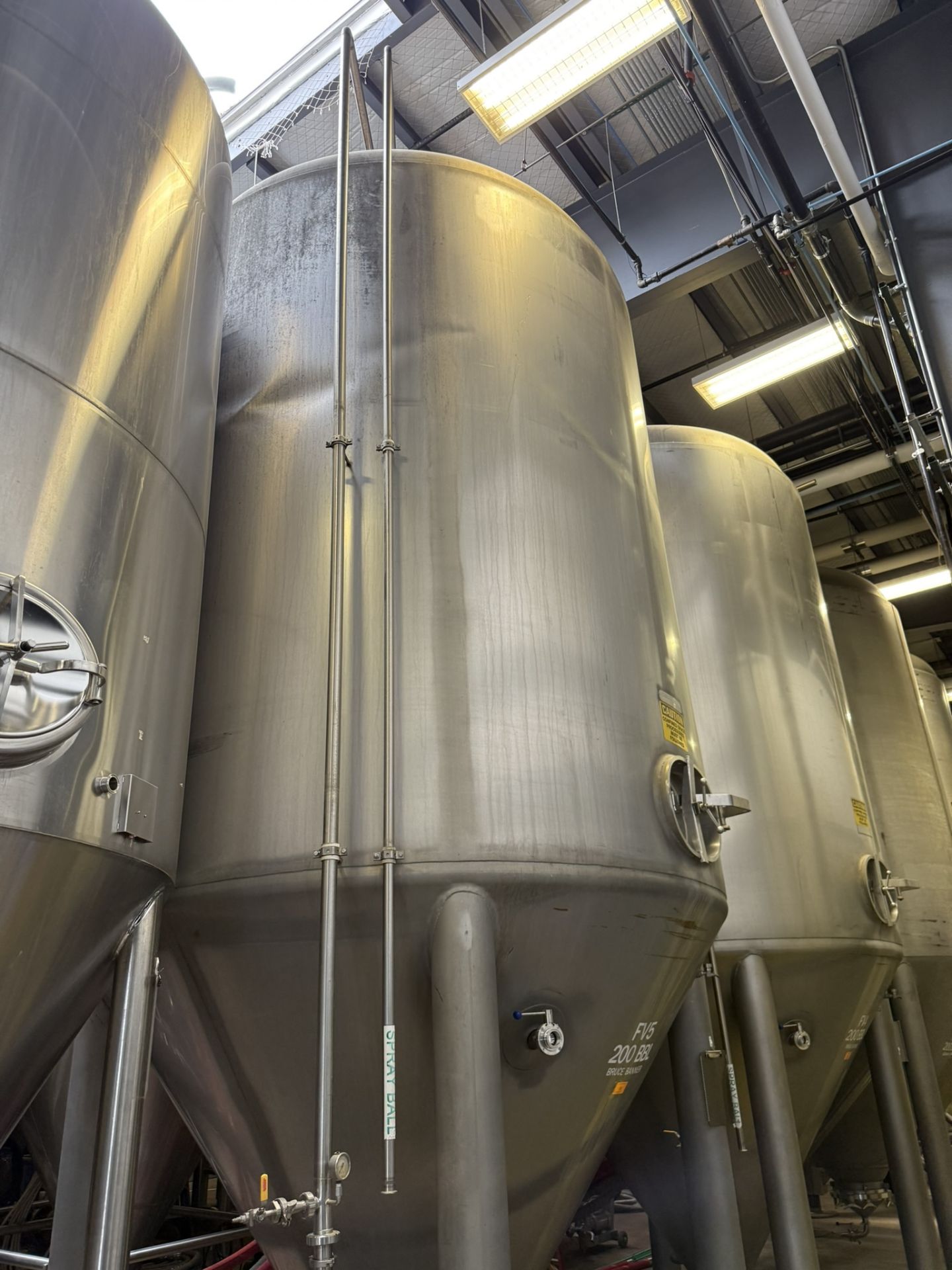 Mueller 240 BBL (7,500 Gal Gross) Stainless Steel Fermenter | Rig Fee $3750