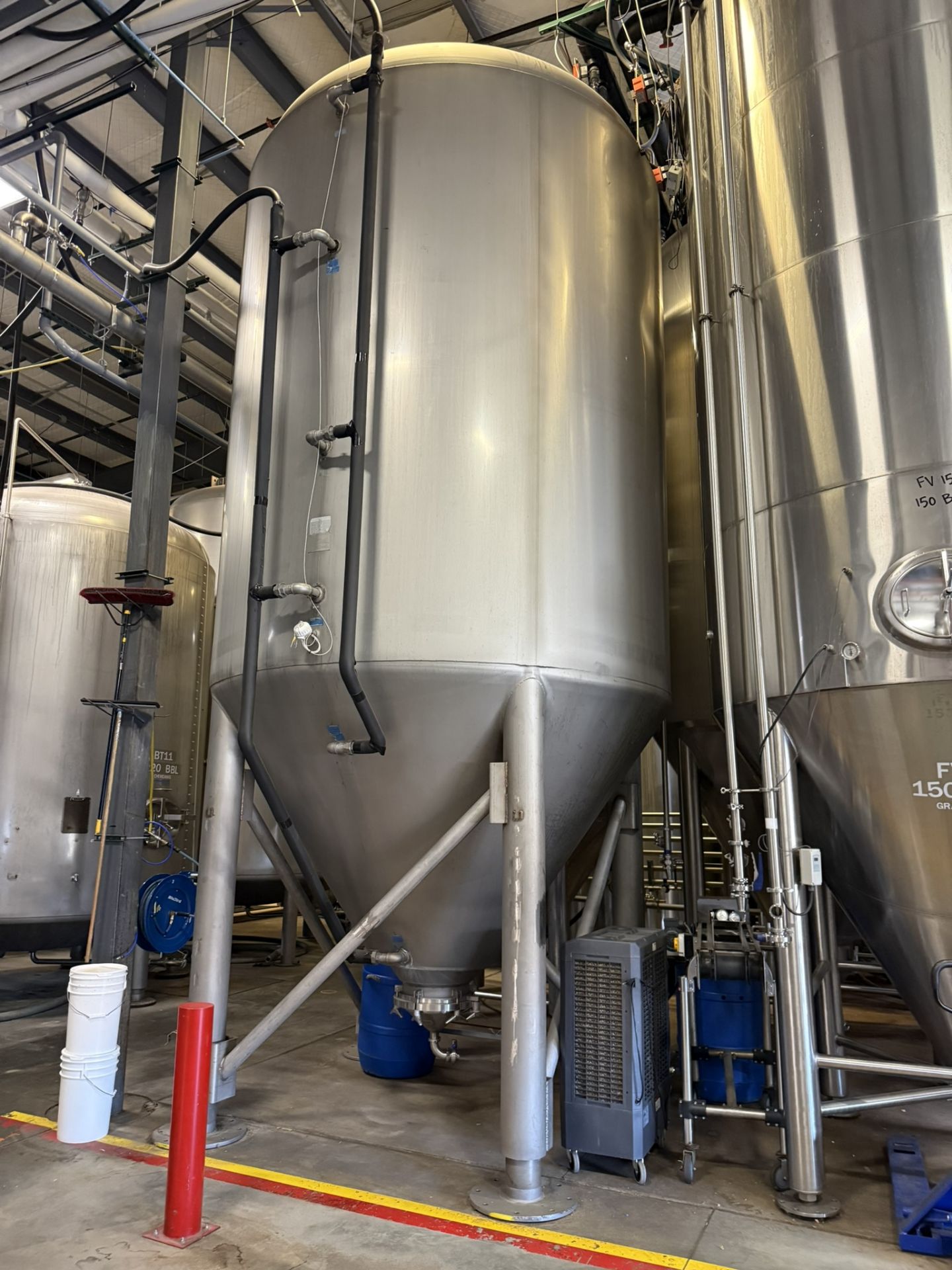 Mueller 240 BBL (7,500 Gal Gross) Stainless Steel Fermenter | Rig Fee $3750