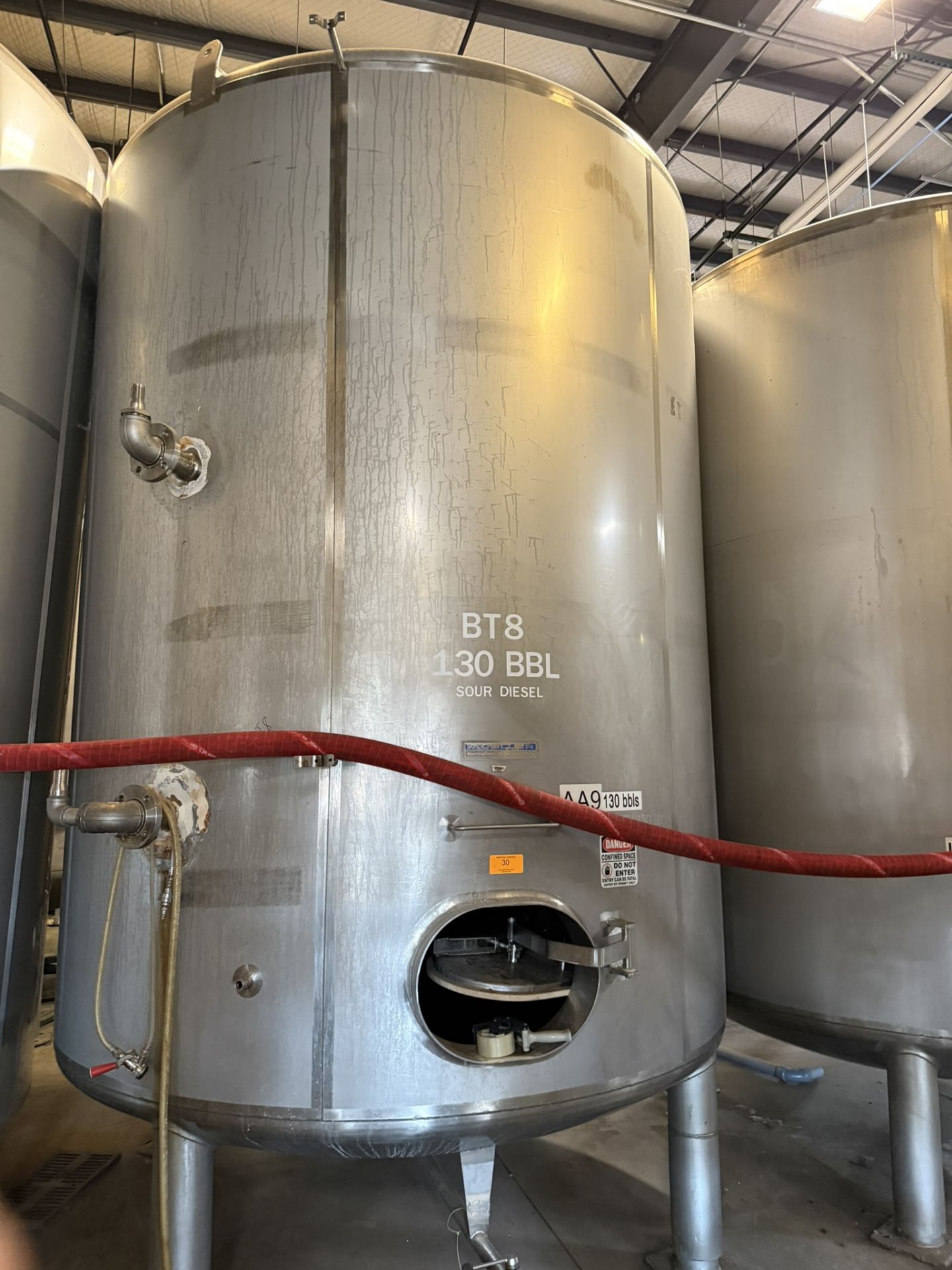 Mueller 130 BBL (4,000 Gal) Stainless Steel Brite Tank, Glycol Jacketed, Dish Botto | Rig Fee $3000