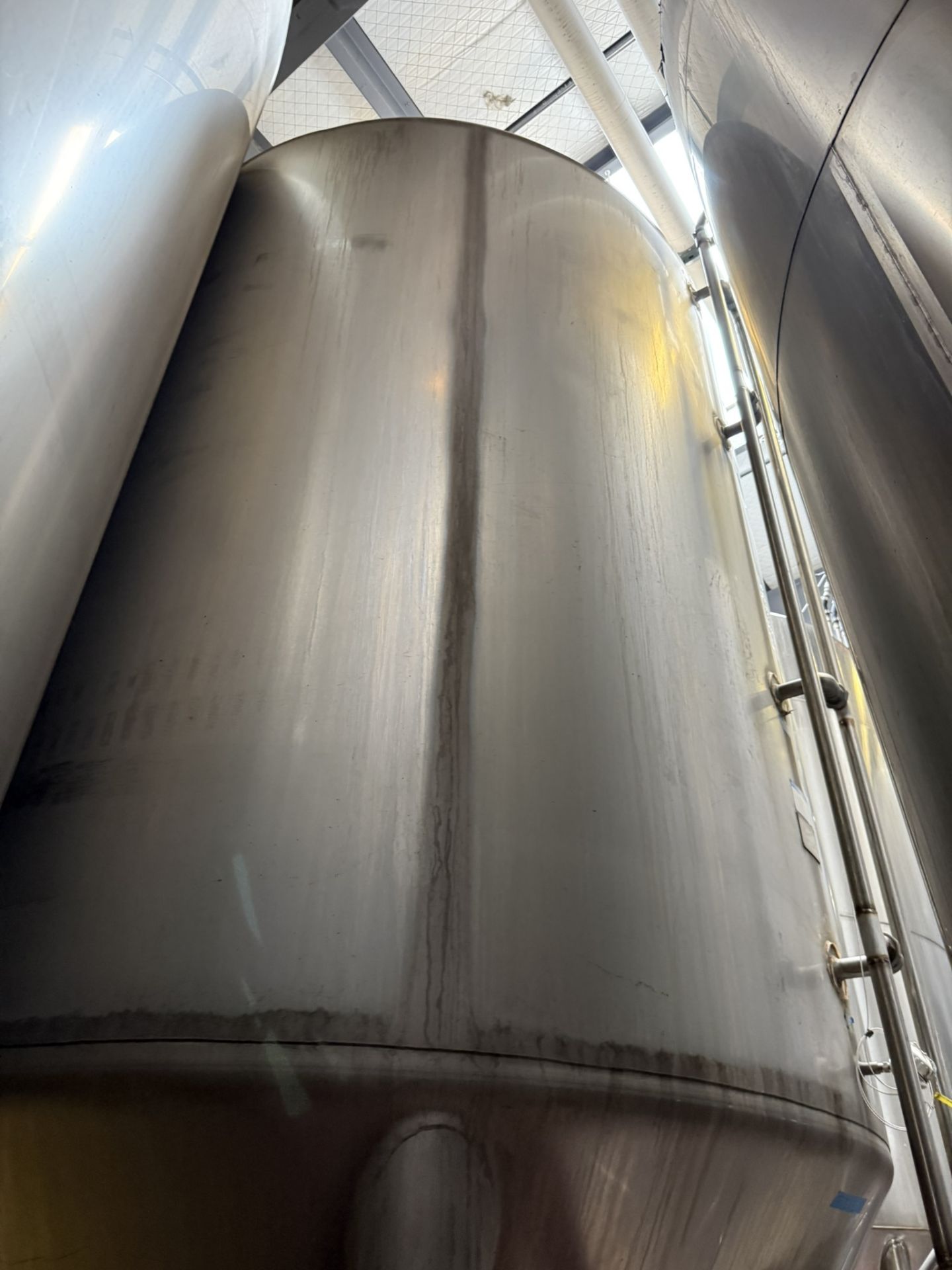 Mueller 240 BBL (7,500 Gal Gross) Stainless Steel Fermenter | Rig Fee $3750 - Image 6 of 8
