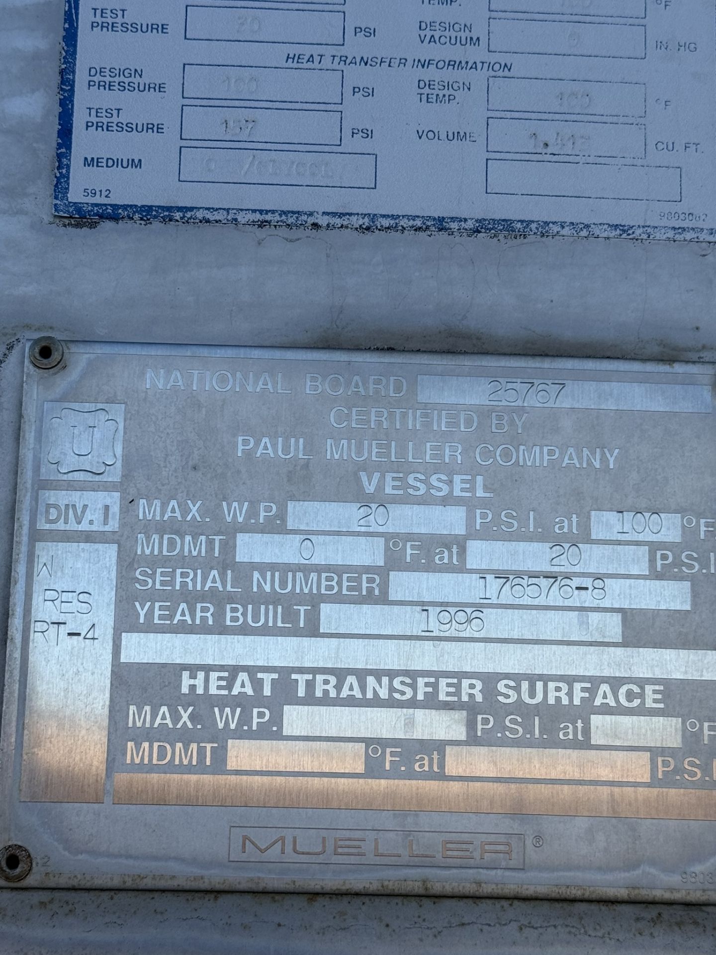 Mueller 310 BBL (9,600 Gal Gross) Stainless Steel Fermentation Tank| Rig Fee $3750 - Image 9 of 9