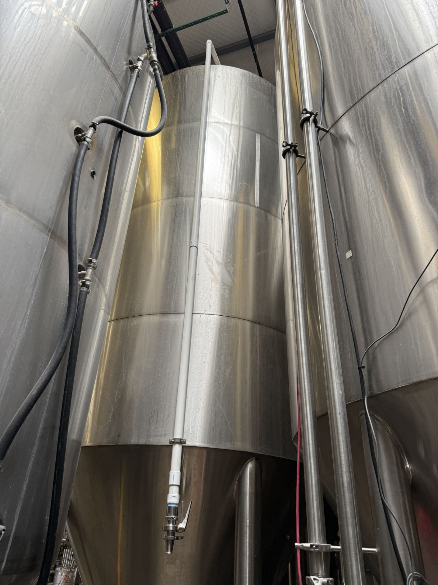 Silver State Stainless 150 BBL (6,000 Gal Max Capacity) Stainless Steel Fermenter, | Rig Fee $3000 - Image 3 of 6