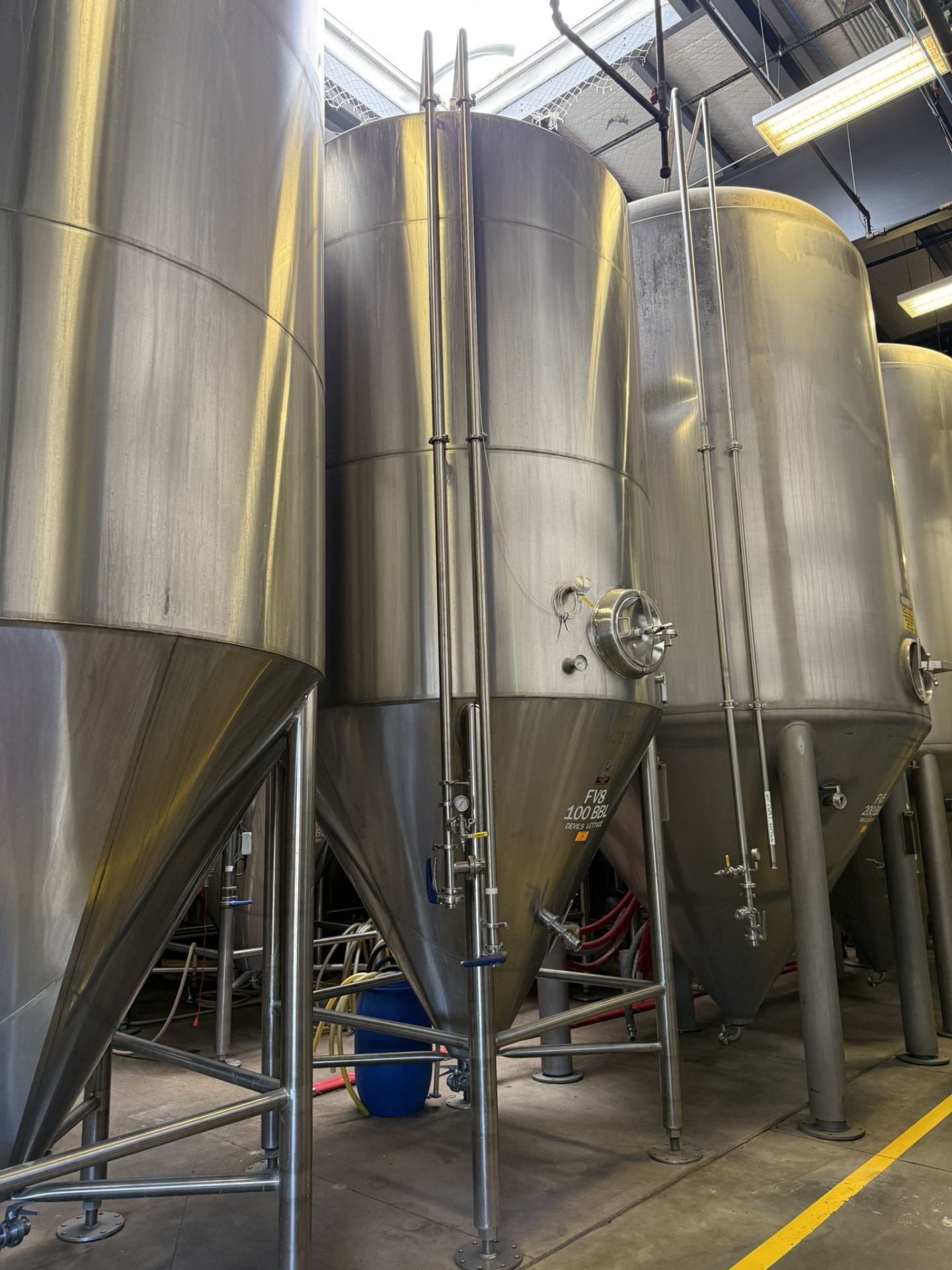 Silver State Stainless 100 BBL (Approx 3,900 Gal Max Capacity) Stainless Steel Ferm | Rig Fee $2500