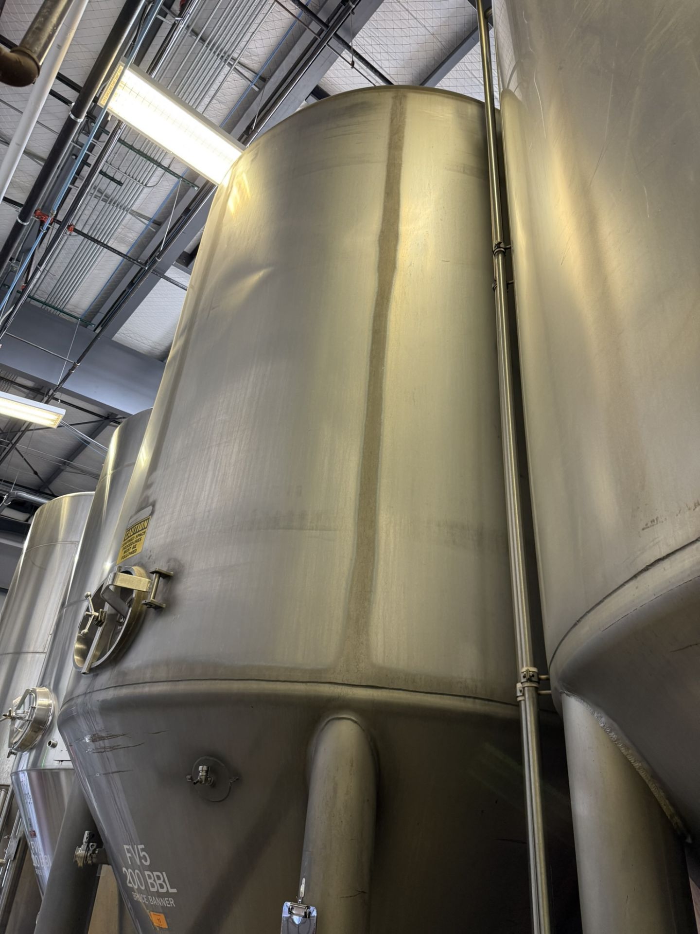 Mueller 240 BBL (7,500 Gal Gross) Stainless Steel Fermenter | Rig Fee $3750 - Image 3 of 8