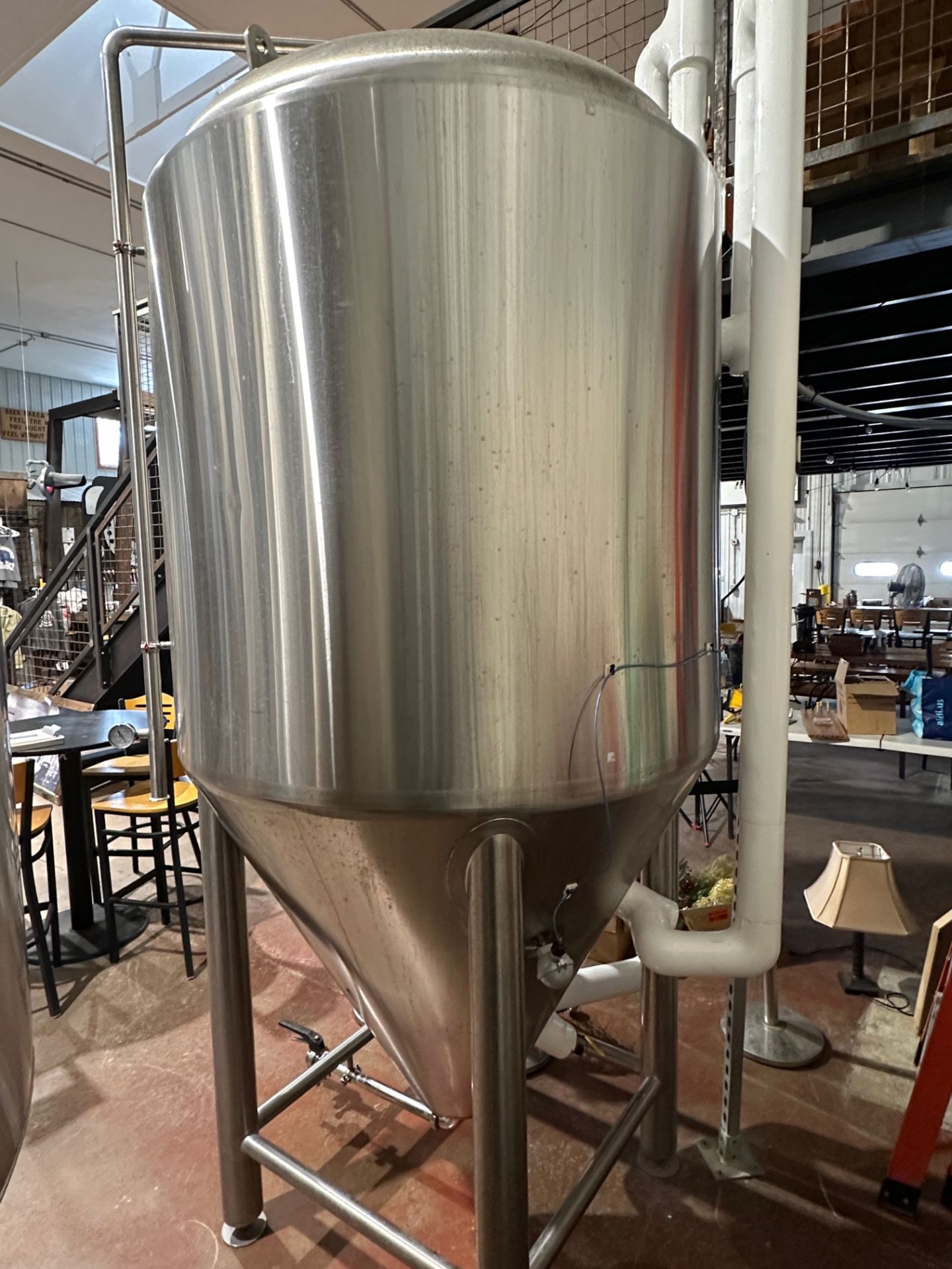 15 BBL Stainless Steel Unitank - Cone Bottom, Glycol Jacketed, Mandoor, CI | Rig Fee $1000 - Image 3 of 5