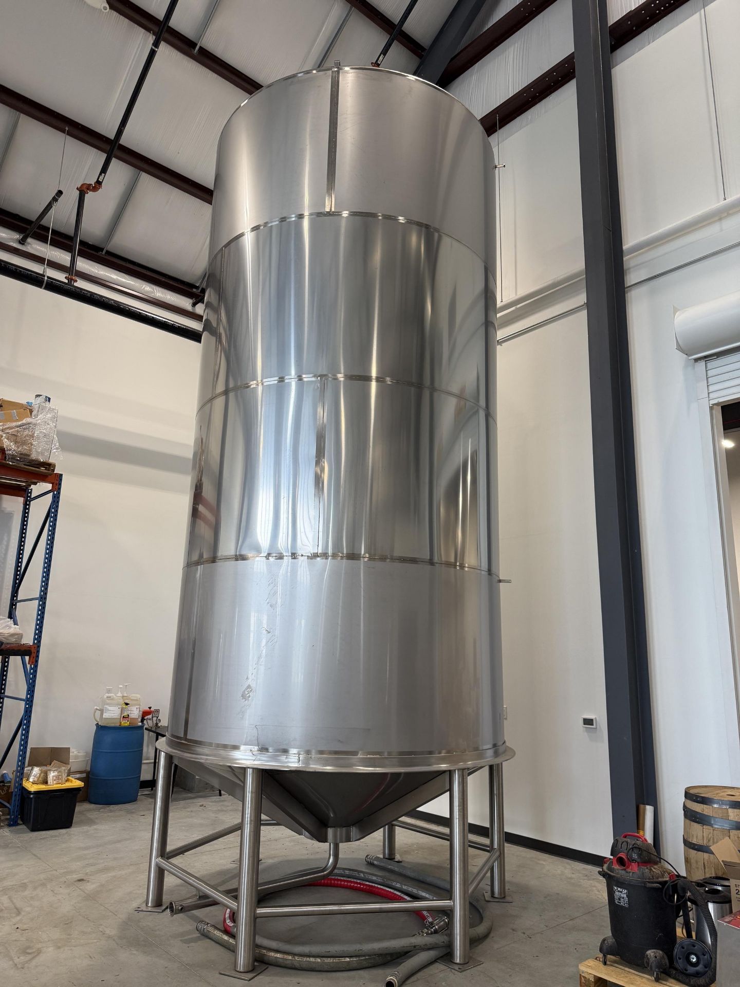 Quality Stainless Tanks (New) Stainless Steel Tank- Single Wall, Side and Top Manway, 6 Stainless - Image 2 of 8