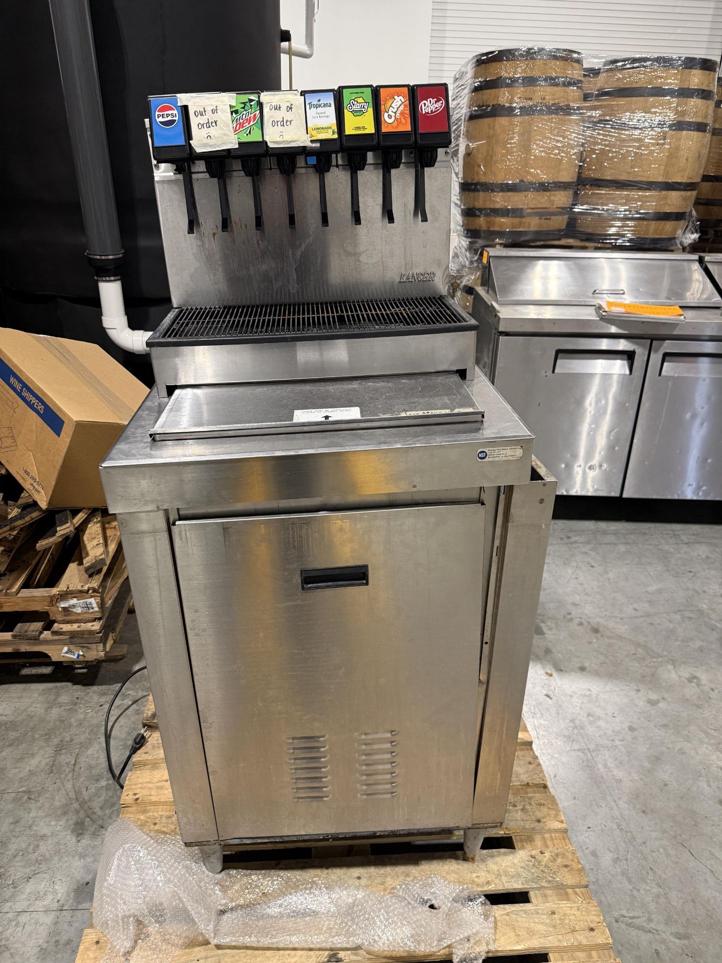 Lancer Model 2308P Ice Cooled Drop In Beverage Dispenser, 24 V, Needs Repair- S#852348P2218M00KR