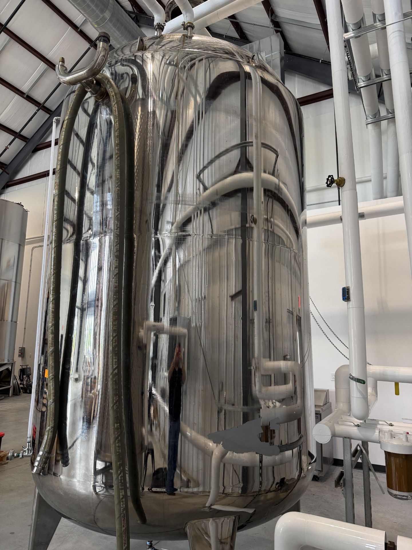 2800 Gallon Stainless Steel Mash Tun- Steam Jacket, Top Mixing, Dish Bottom, Top Manway, 4 Stainless - Image 4 of 5
