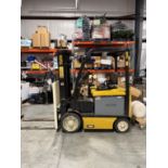 Yale Model ERC050VGN36TE085 36 V Sit Down Electric Forklift, 4 Wheels, Side Shift, 4800 LBS