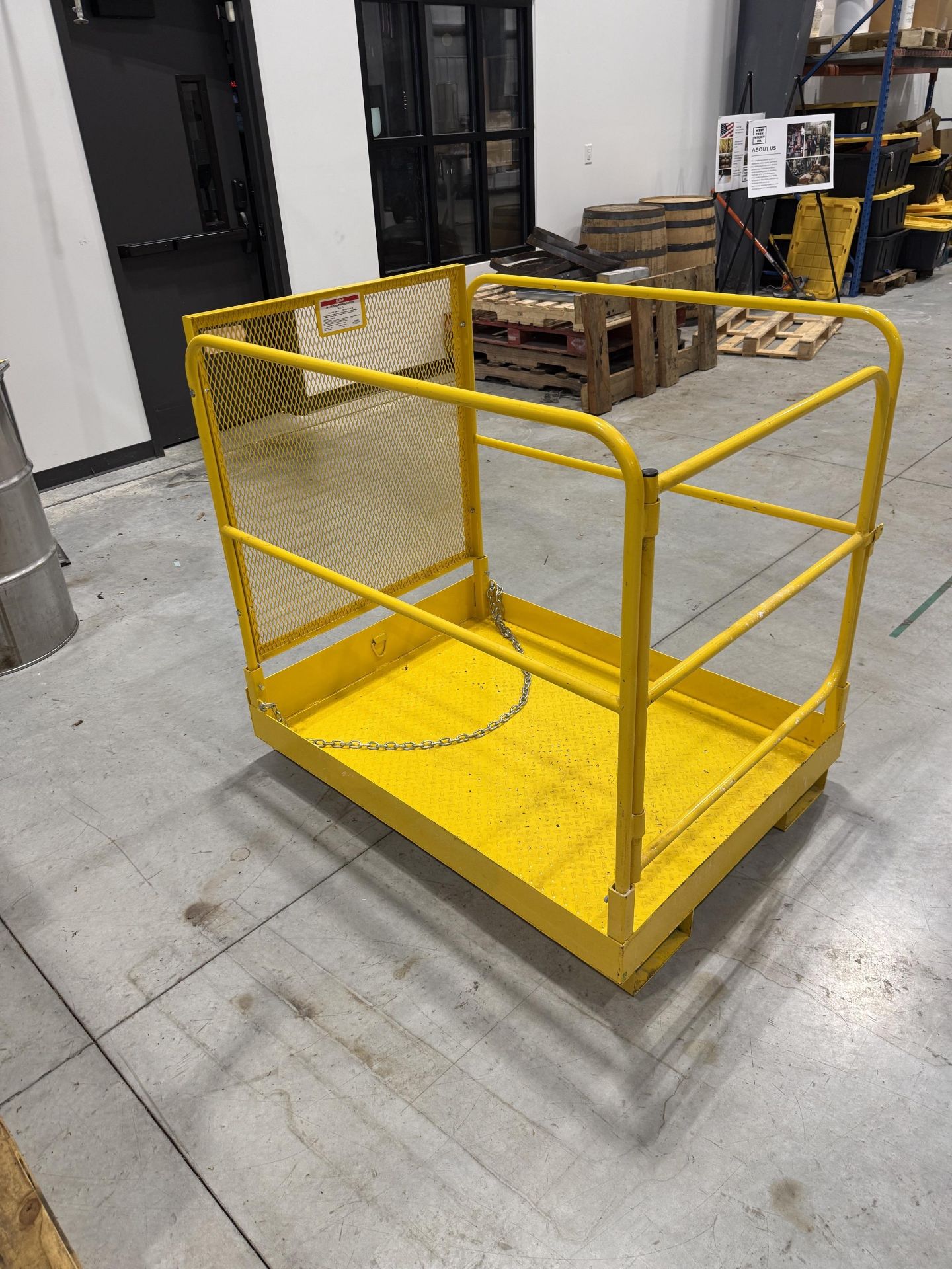 ULINE Model H-2771 36" X 48" Forklift Aerial Platform, 1,000 LBS Load Capacity - Image 2 of 3