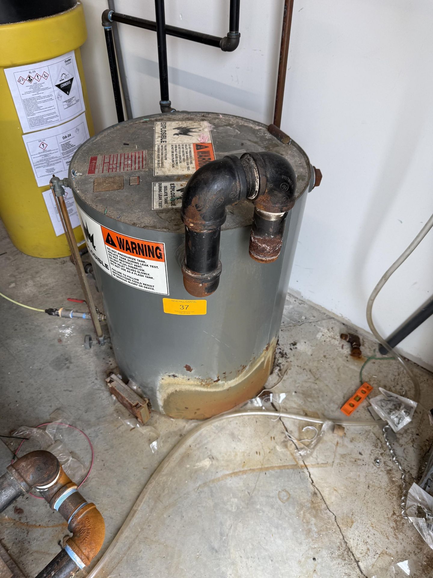 Hoffmann Model 50 VBF-S-R Boiler Feed Tank and Pump- Tank 50 Gallons- Pump- 1/3 HP, 3450 RPM, 208-