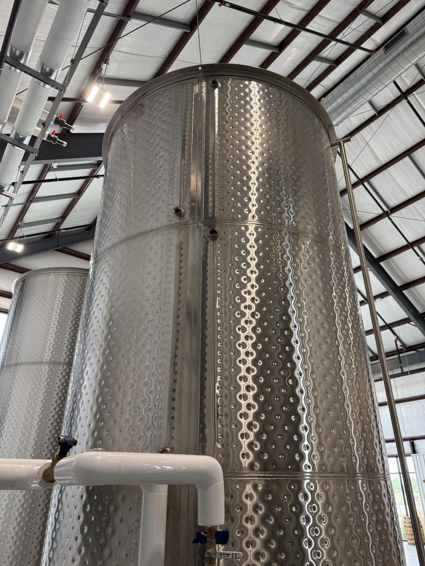 Quality Stainless Tanks Approx (2500) Gallon Stainless Steel Fermenter- Glycol Jacket, Open Top with - Image 5 of 9