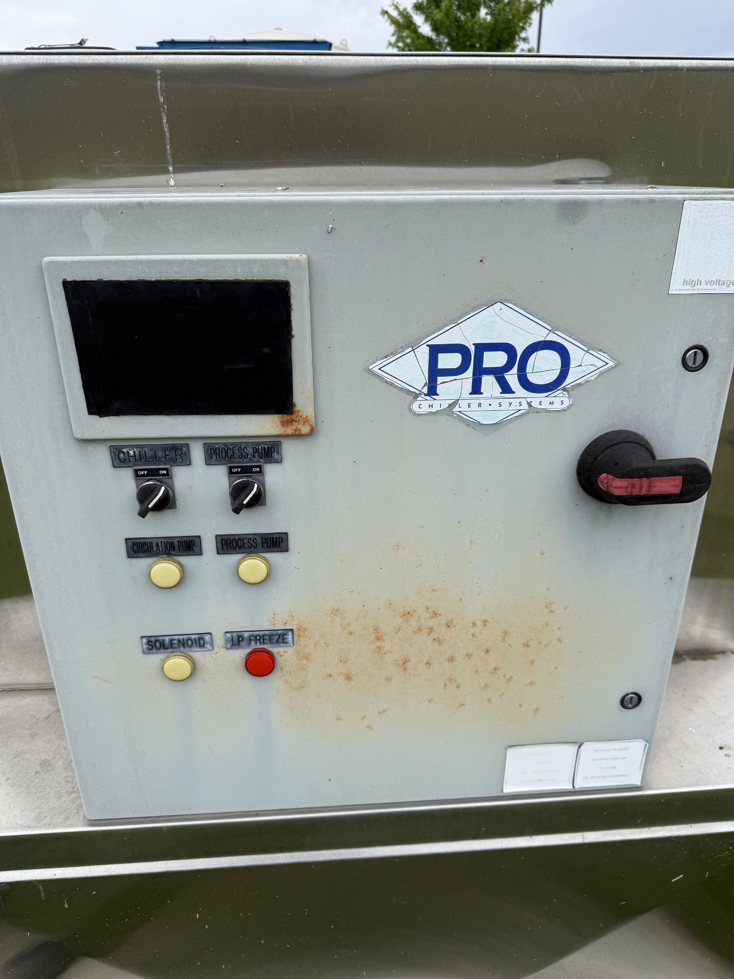 2005 Pro Refrigeration Model KNA7.5F2H22SP 7.5 HP Chiller, 208 V, Overall Dims Approx 7' L X 4' W - Image 4 of 7